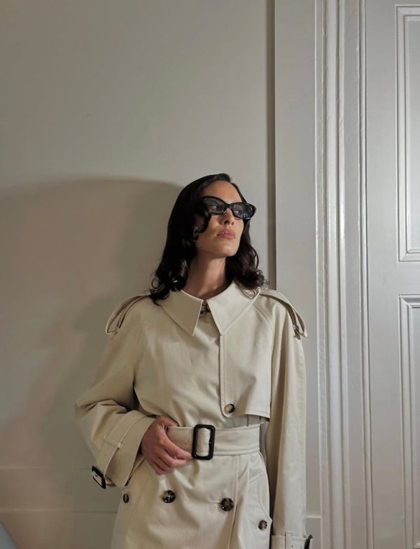 get-the-look:-alexa-chung’s-burberry-ss26-check-out